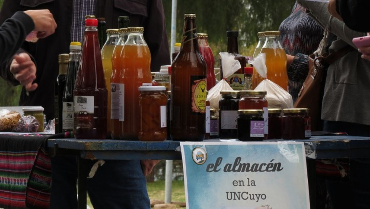 imagen El Almacén Andante visita la UNCuyo