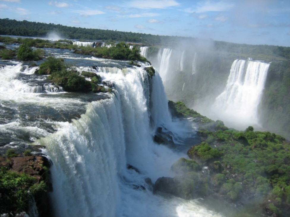 imagen La UNCuyo invita a conocer las Cataratas del Iguazú en invierno