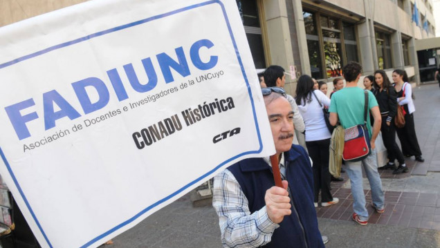 imagen Por qué los docentes de la UNCUYO no tomarán los exámenes en julio