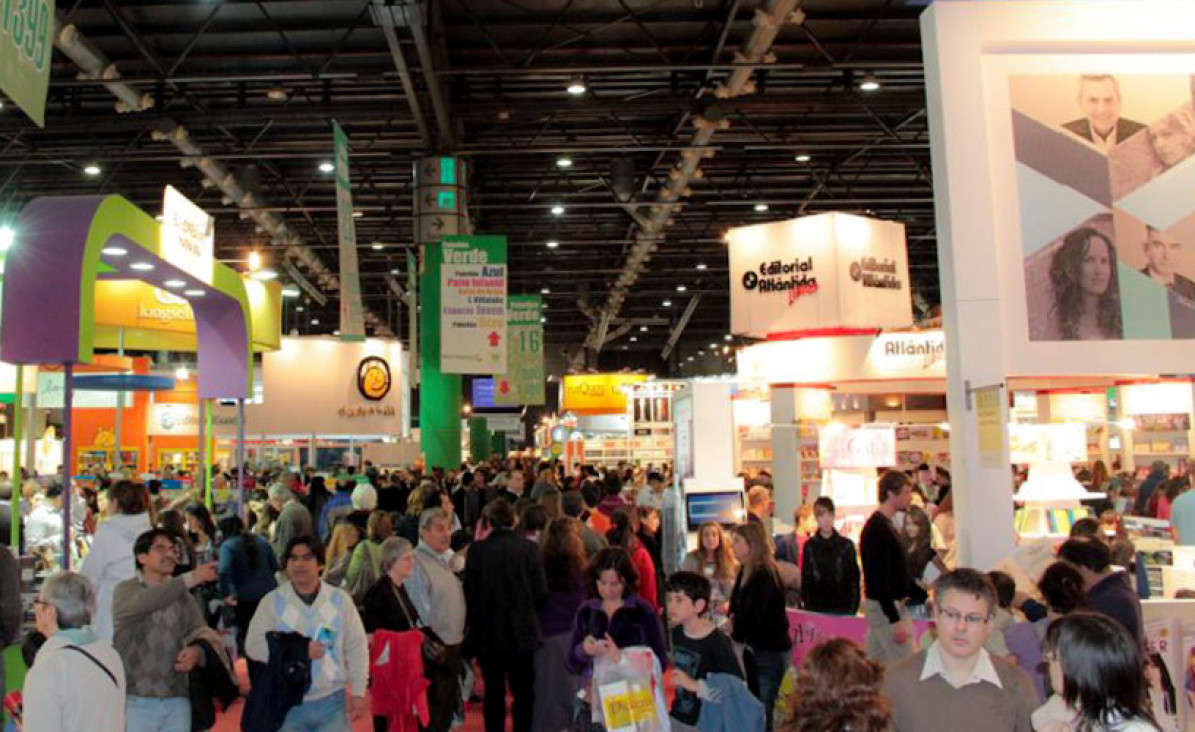 imagen LA EDIUNC participa de la Feria del Libro 