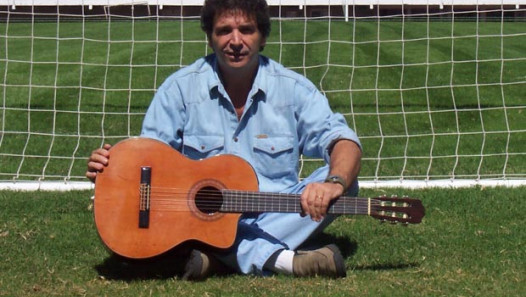 imagen Ignacio Copani: "Messi se está guardando los goles para el sábado"