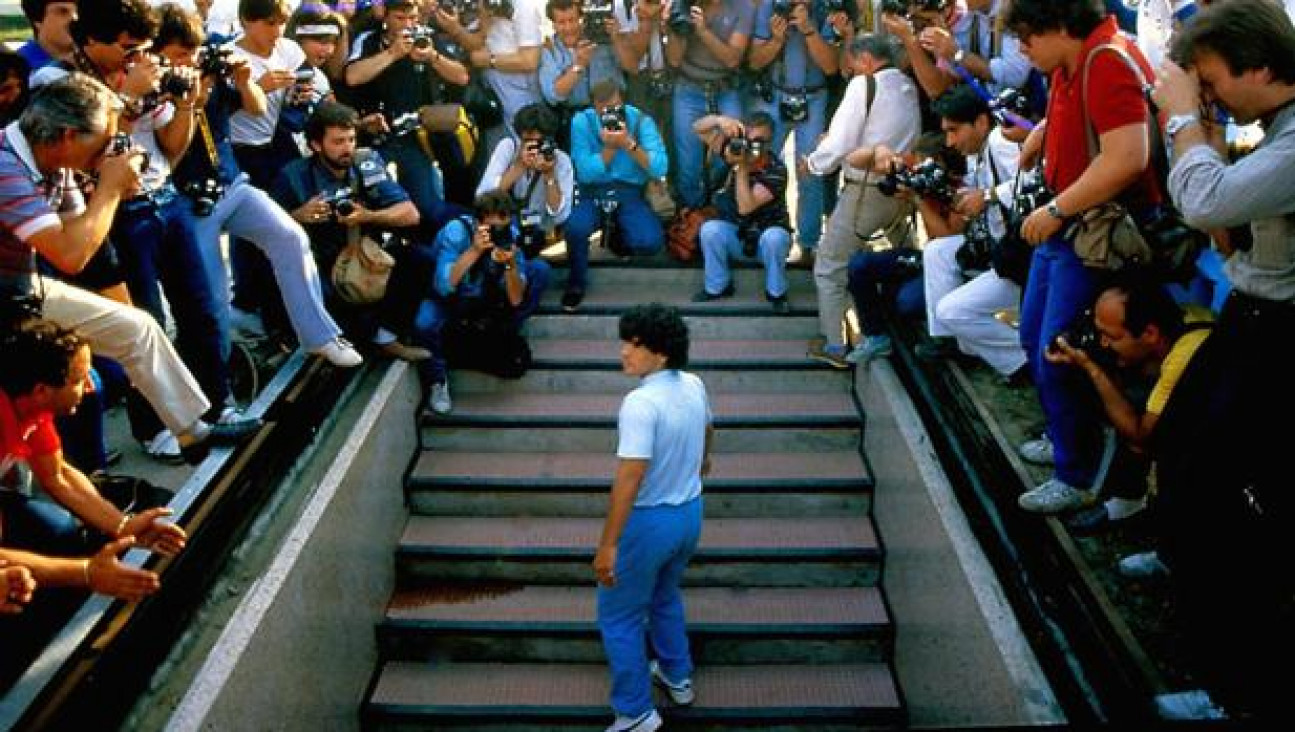 imagen A 34 años de la "mano de Dios" y del gol más lindo de la historia de los mundiales 
