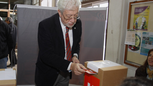 imagen Arturo Somoza y un balance de las pasadas Elecciones UNCuyo 2014