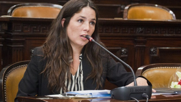 imagen "Ningún trabajador recibe en paritarias 10 mil pesos de aumento"
