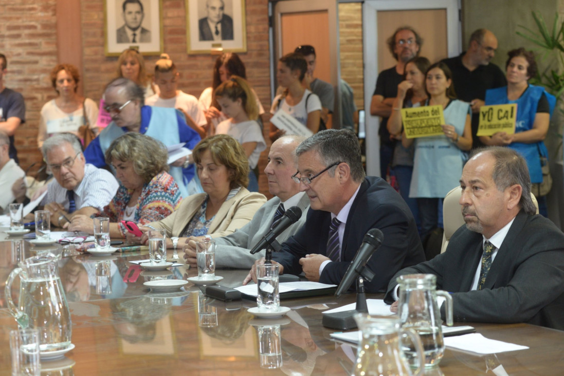 imagen Daniel Pizzi ofreció prefinanciar el aumento docente en la UNCUYO