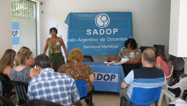 imagen Aumento docente por decreto: los gremios convocan a una vigilia por el tratamiento legislativo