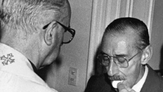 imagen Café Universidad - Respuesta episcopal al pedido de excomuninón a Videla - Hernán Patiño Mayer